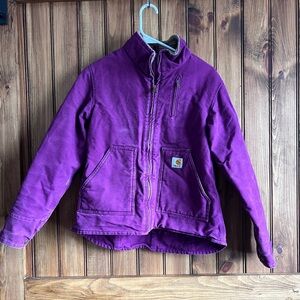 Ladies Carhartt Jacket with Sherpa lining. Size XS